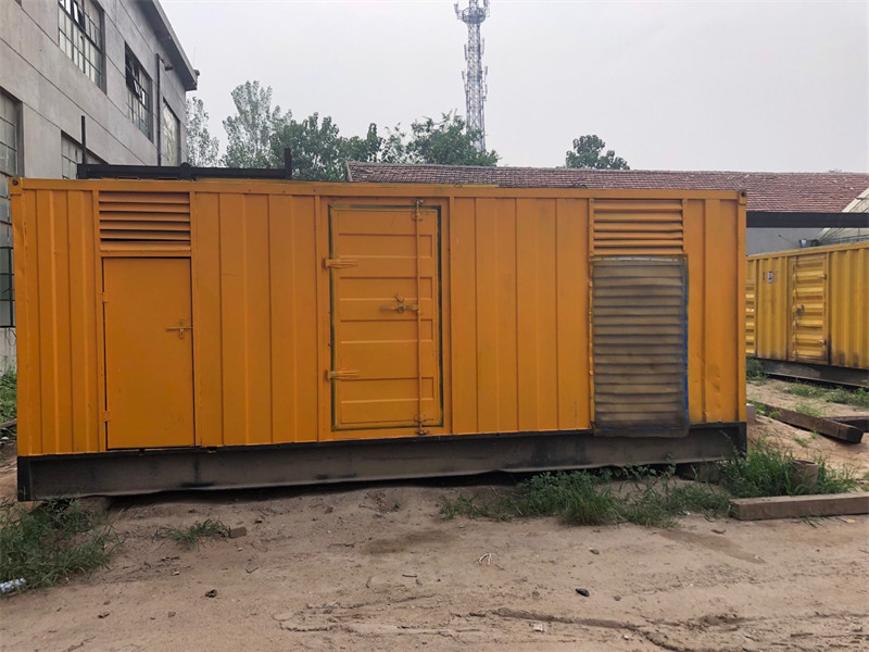 甘孜发电机出租进行负载测试时，电瓶电量不足的具体判断标准是什么？