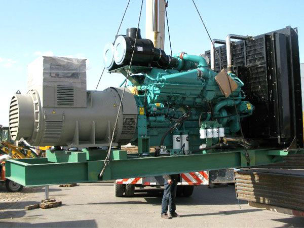 甘孜冬季柴油发电机启动前，如何检查燃油标号是否适配？